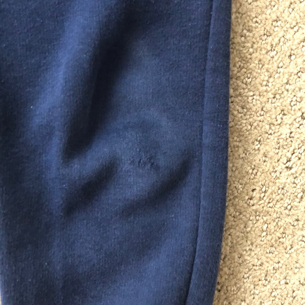 Place Joggers - Picture 2 of 4